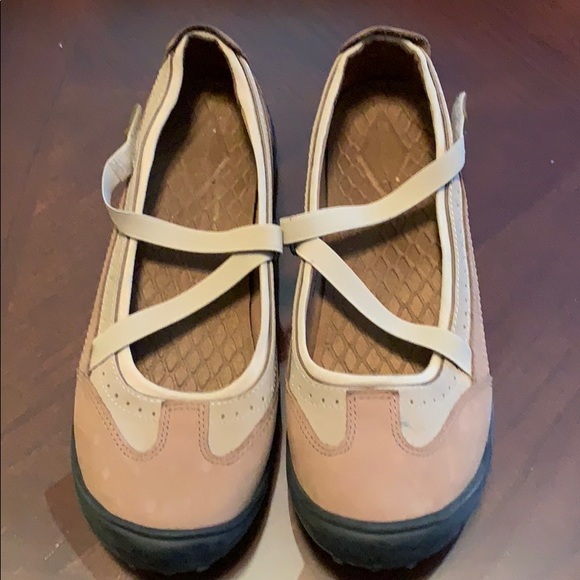 Excellent condition casual shoes - Picture 1 of 5